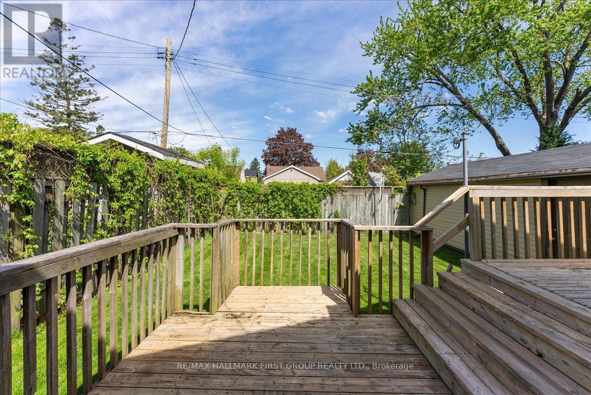 28 Beech Street, Ajax, Ontario  L1S 1W1 - Photo 19 - E12161984