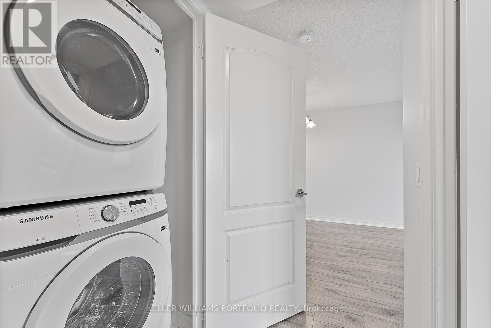 1906 - 70 Town Centre Court, Toronto (Bendale), Ontario  M1P 0B2 - Photo 18 - E12162001