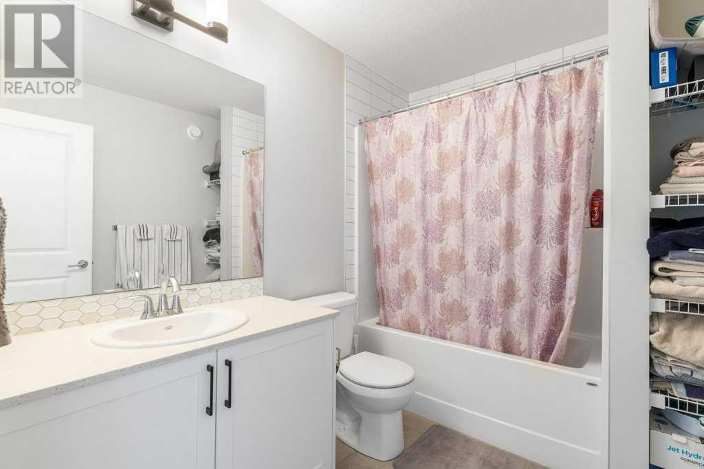 973 Midtown Avenue Sw, Airdrie, Alberta  T4B 4V7 - Photo 25 - A2207657