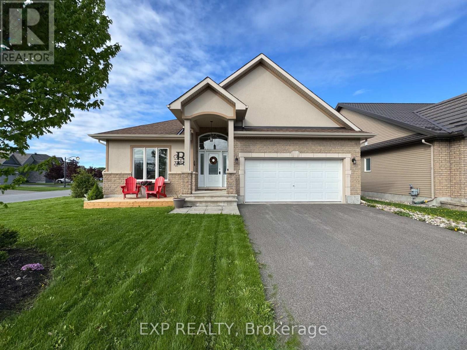 Property at 369 ZIRCON STREET image 1