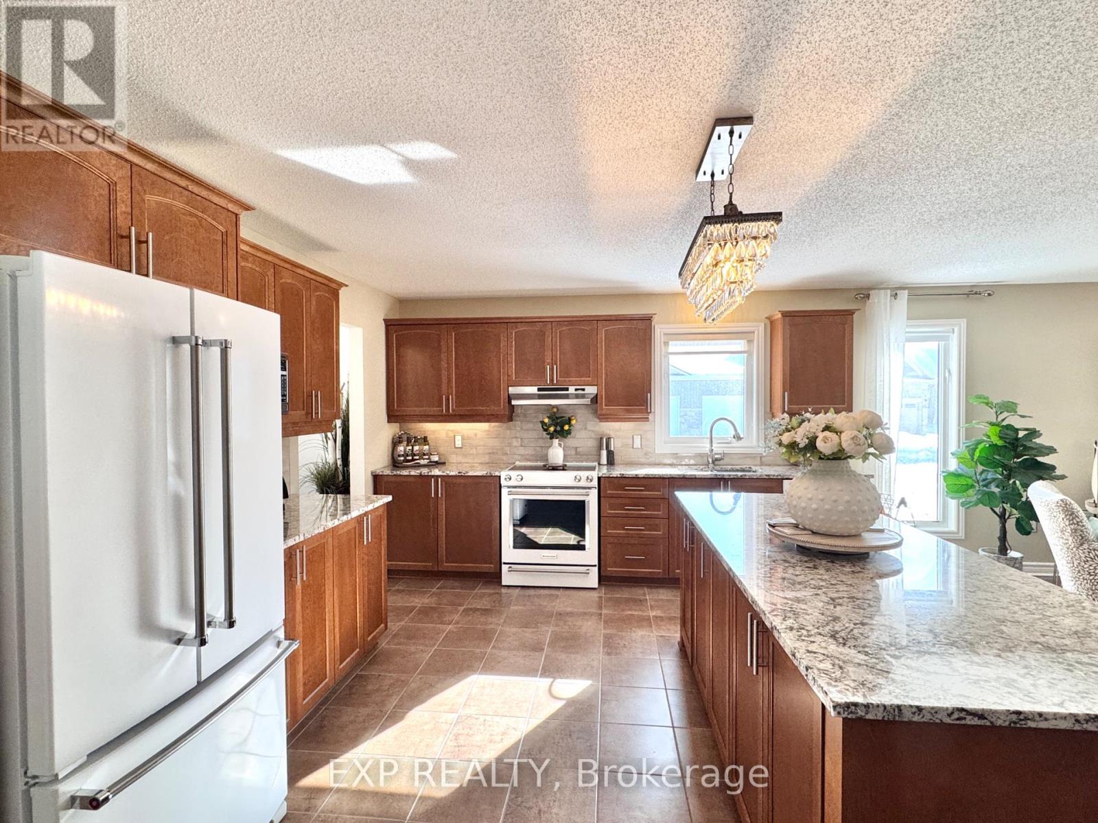 369 Zircon Street, Clarence-Rockland, Ontario  K4K 0H9 - Photo 9 - X12162038