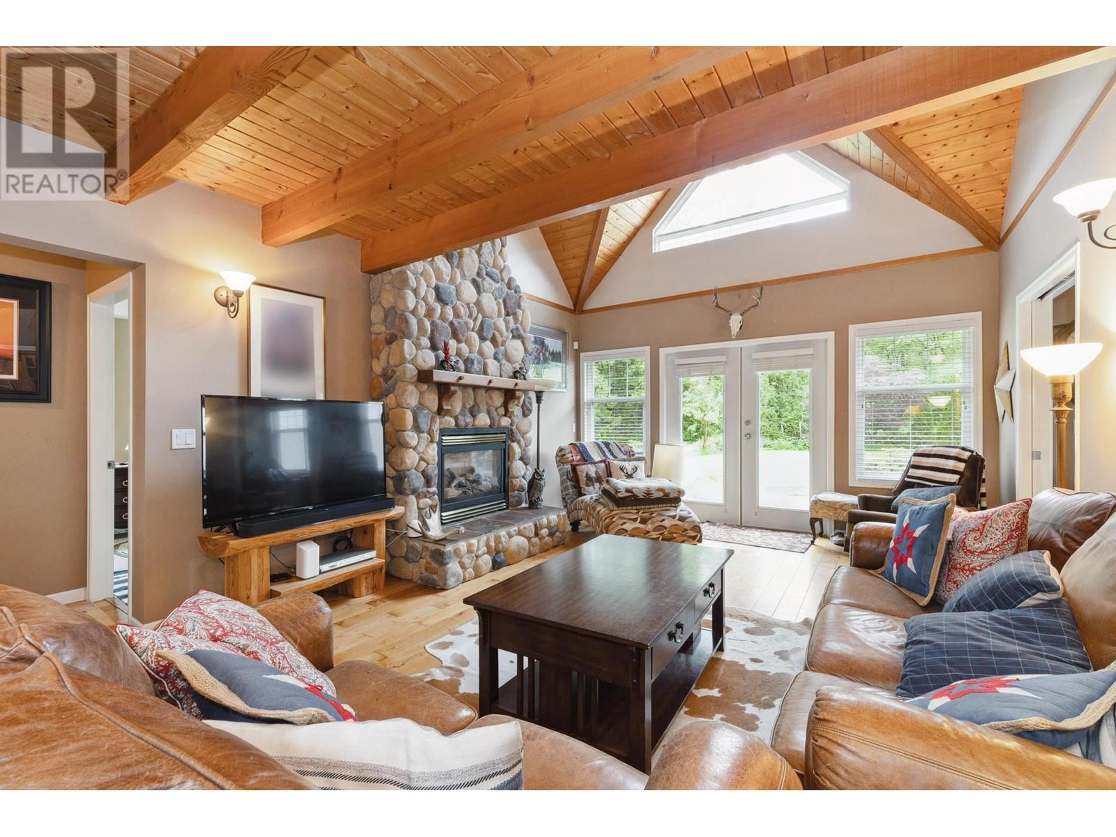 9955 Odell Street, Maple Ridge, British Columbia  V2W 1M5 - Photo 2 - R3004127