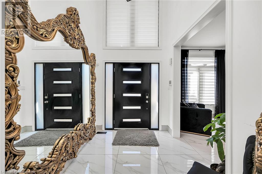 Property at 137 DIIORIO Circle image 3
