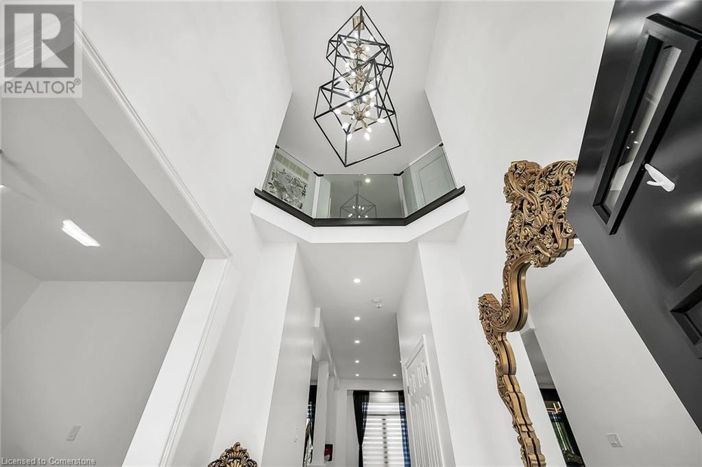 Property at 137 DIIORIO Circle image 4