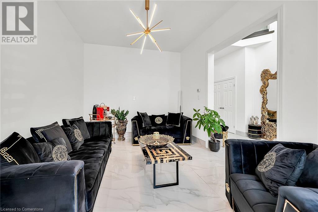 Property at 137 DIIORIO Circle image 5
