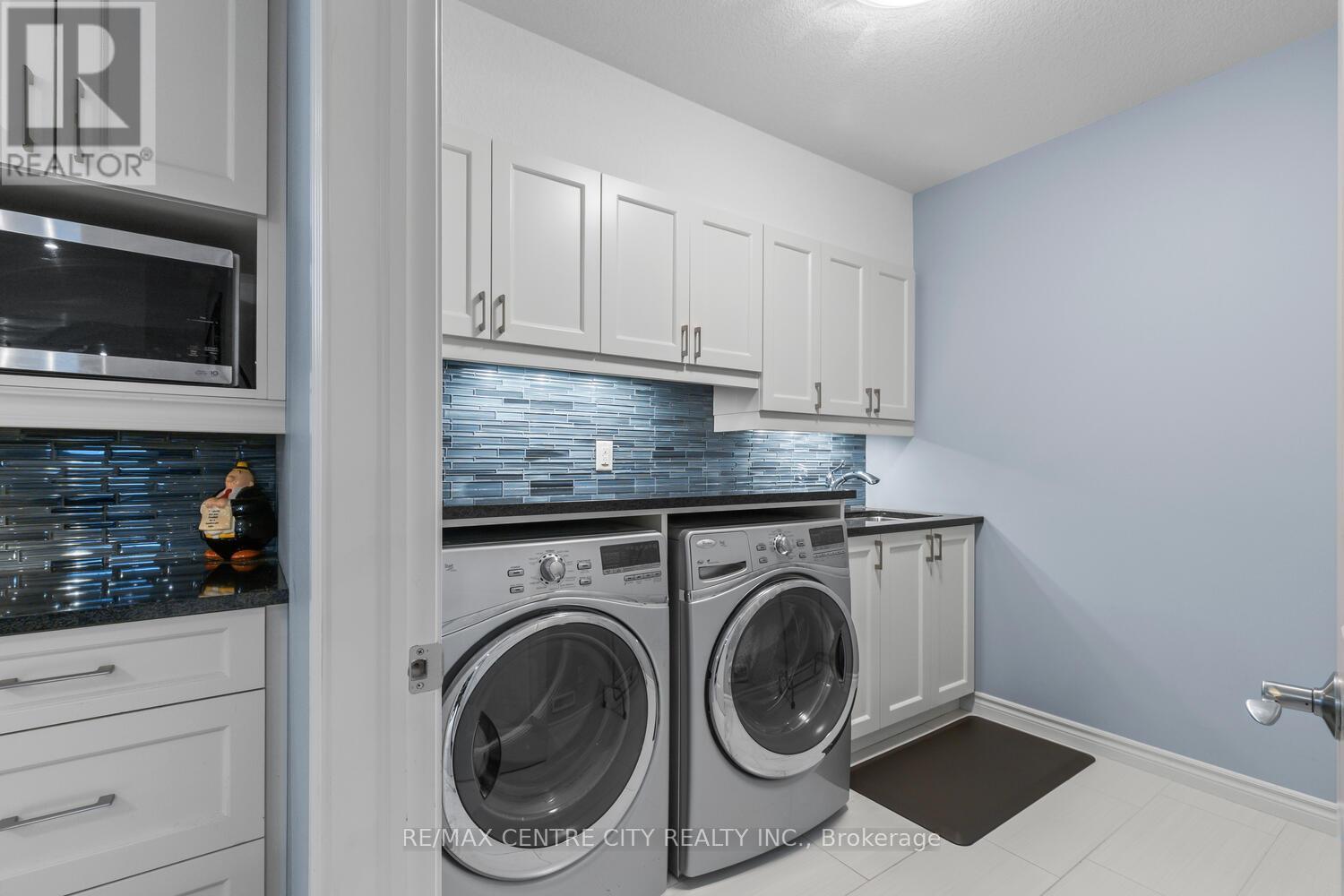 458 Eagletrace Drive, London North, Ontario  N6G 0E7 - Photo 45 - X12145624