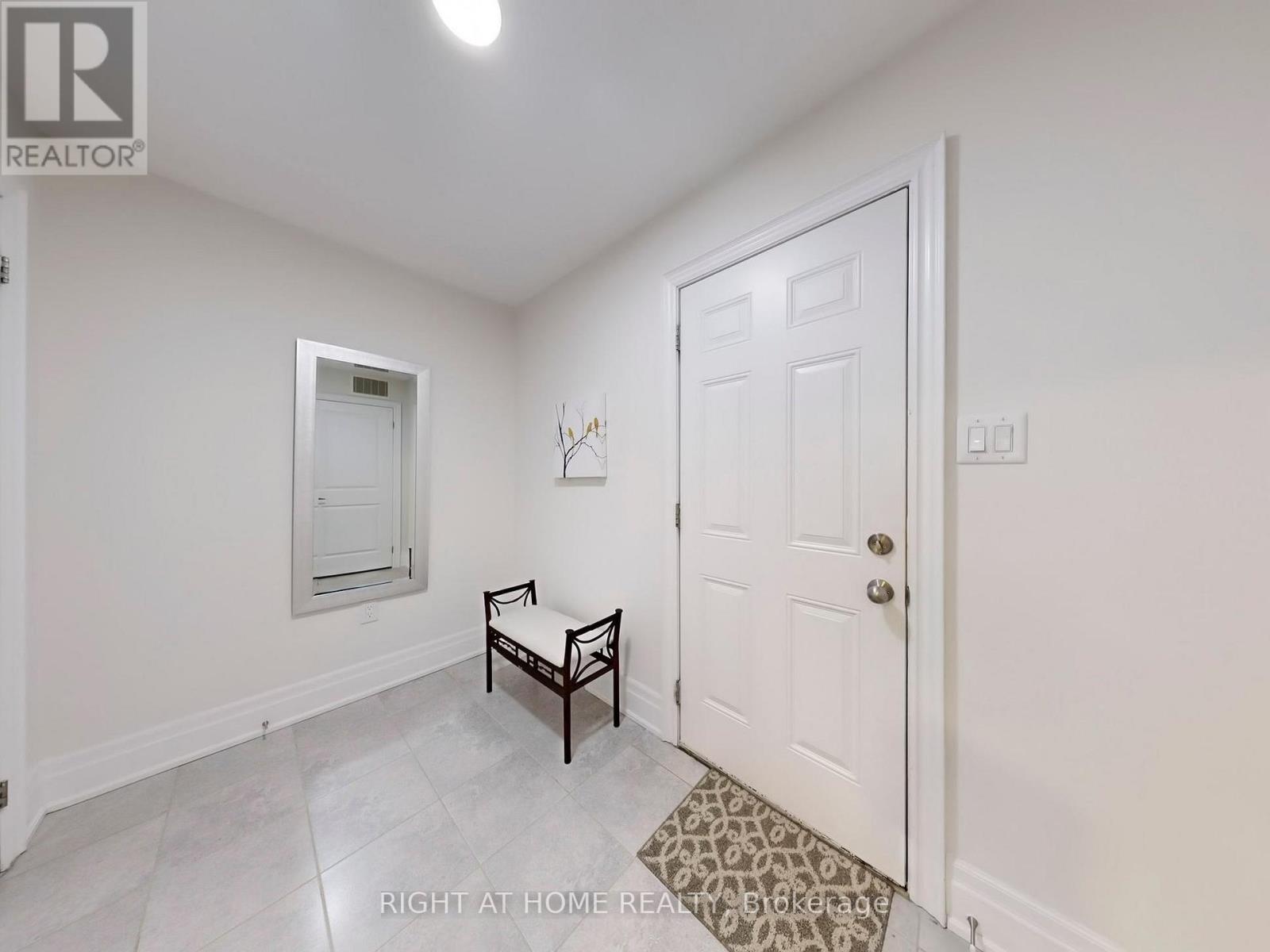 10 Carrville Woods Circle, Vaughan (Patterson), Ontario  L6A 4Z6 - Photo 41 - N12161430