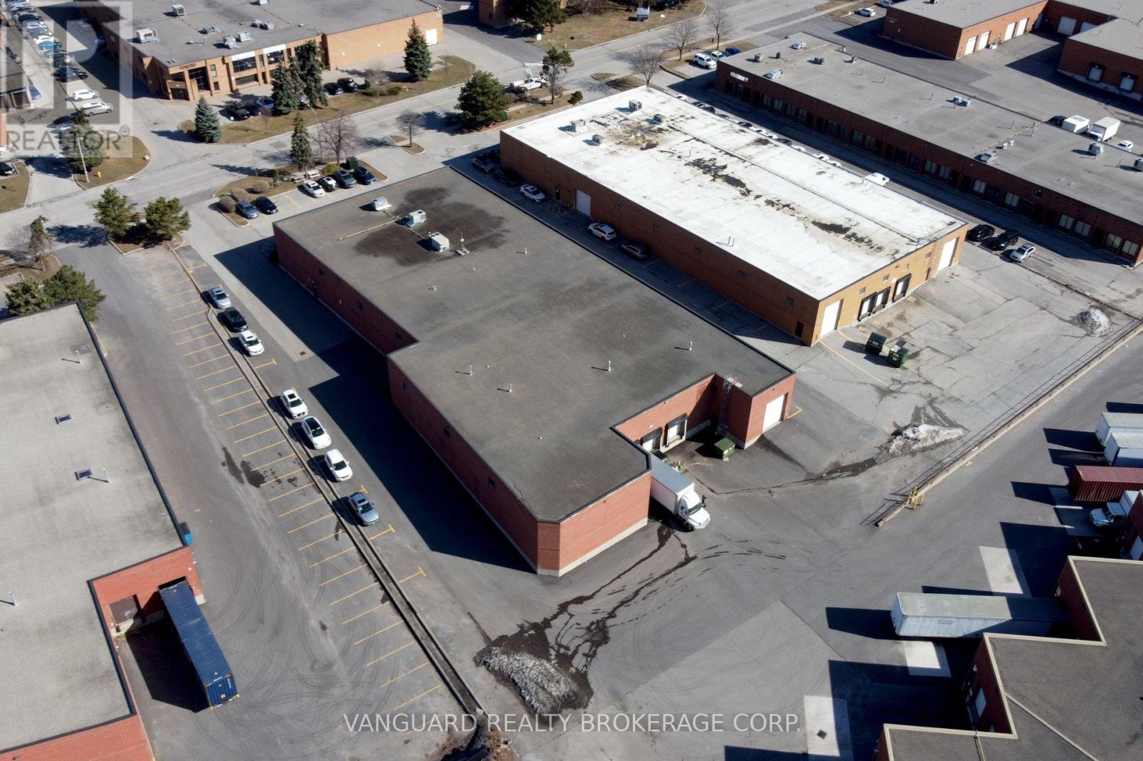 51 Citation Drive, Vaughan (Concord), Ontario  L4K 2Y8 - Photo 5 - N12161480