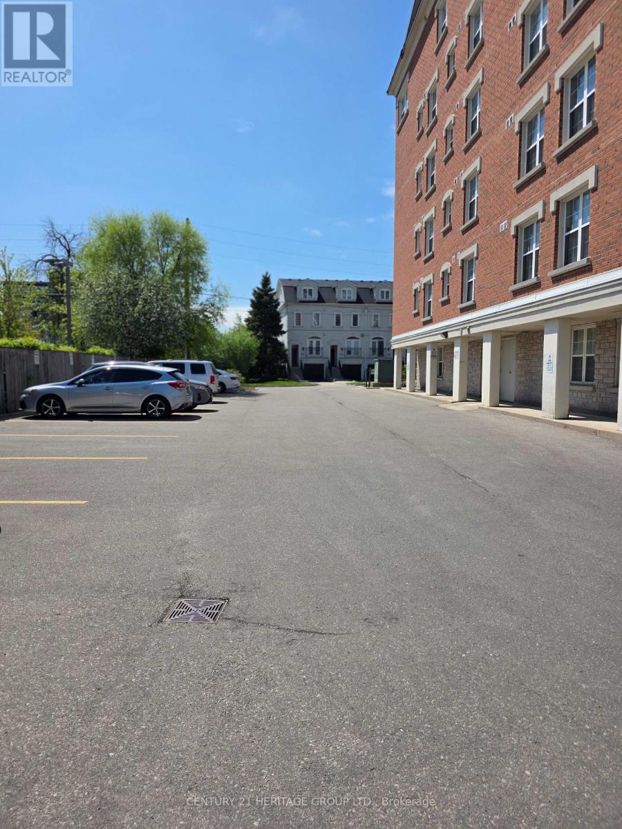 Property at 401 - 35 HUNT AVENUE image 2
