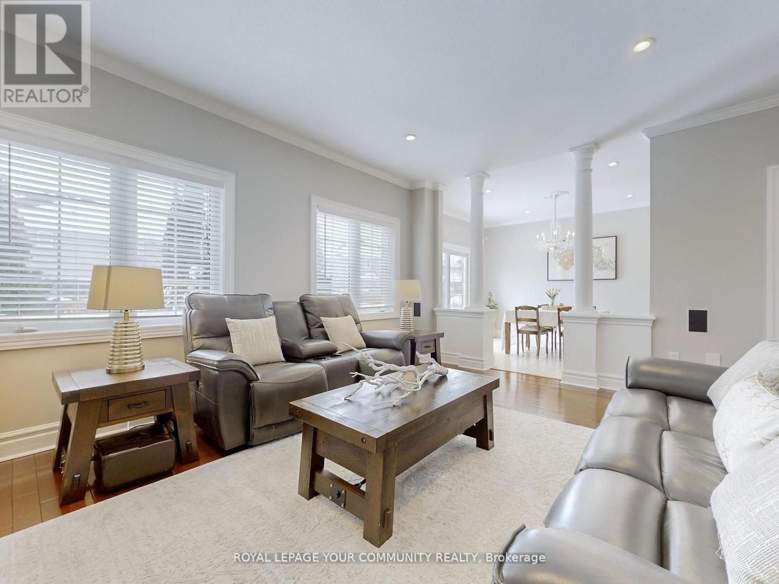 8 Whitestone Drive, Georgina (Keswick North), Ontario  L4P 0A1 - Photo 10 - N12161571