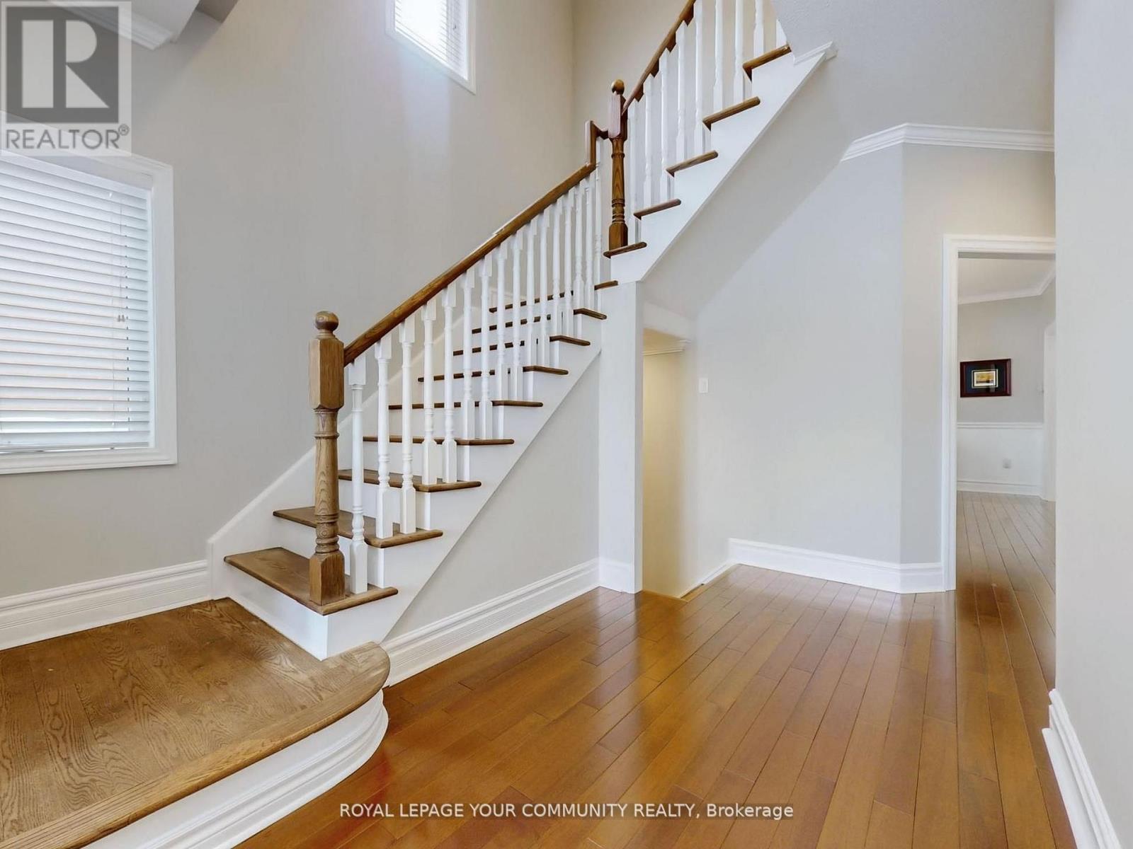 8 Whitestone Drive, Georgina (Keswick North), Ontario  L4P 0A1 - Photo 22 - N12161571