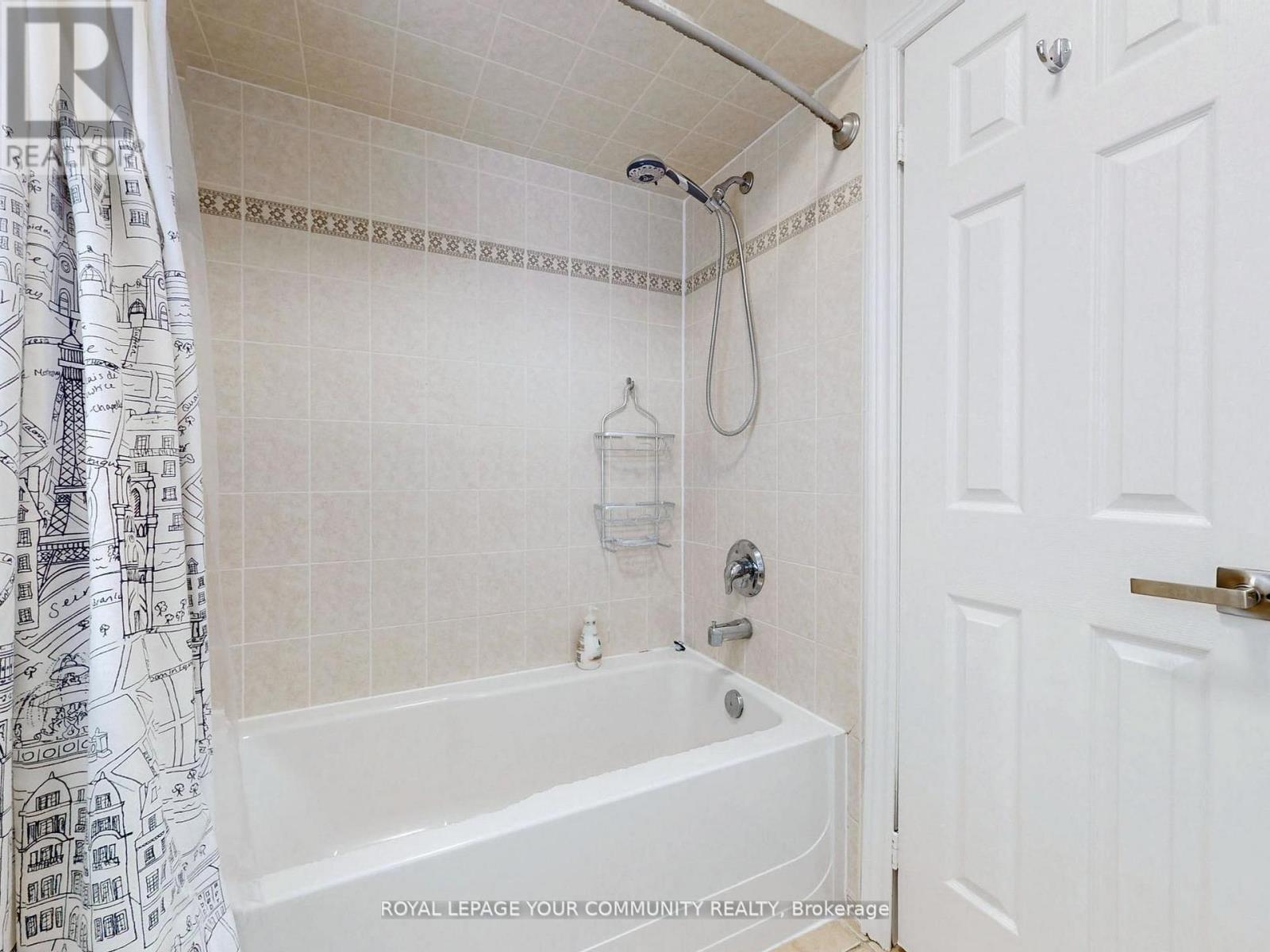 8 Whitestone Drive, Georgina (Keswick North), Ontario  L4P 0A1 - Photo 36 - N12161571