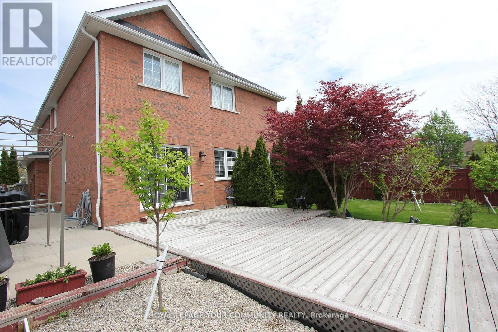 8 Whitestone Drive, Georgina (Keswick North), Ontario  L4P 0A1 - Photo 46 - N12161571