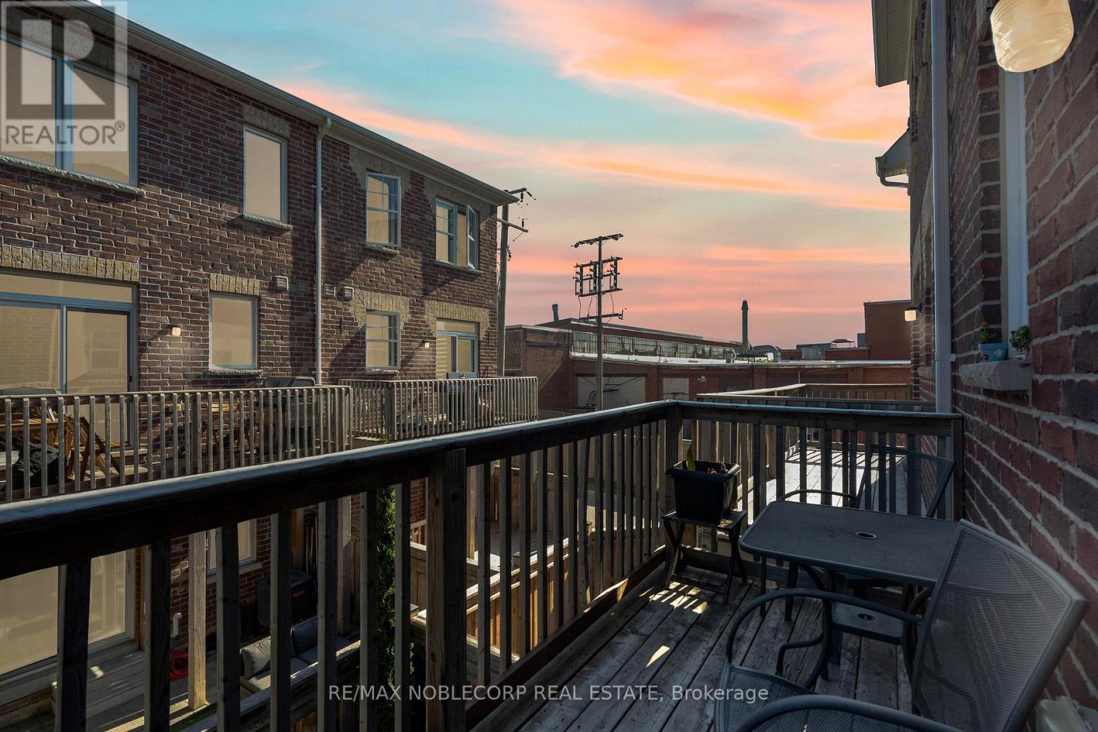 45 - 10 Porter Avenue W, Vaughan (West Woodbridge), Ontario  L4L 0H1 - Photo 15 - N12161579