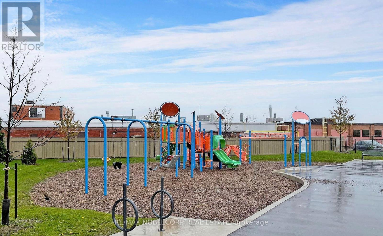 45 - 10 Porter Avenue W, Vaughan (West Woodbridge), Ontario  L4L 0H1 - Photo 39 - N12161579