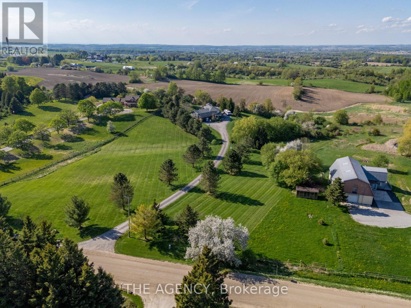 5800 17th Sideroad, King, Ontario  L0G 1T0 - Photo 31 - N12161622