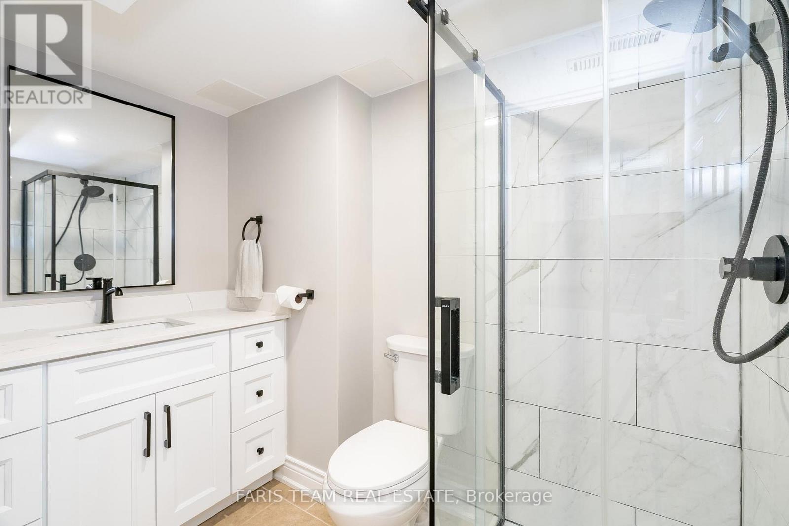 33 Fairview Avenue, Whitchurch-Stouffville (Stouffville), Ontario  L4A 1C8 - Photo 23 - N12161638