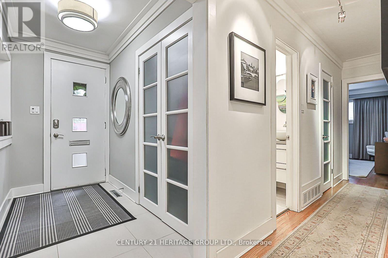 Property at 384 SUGAR MAPLE LANE image 3