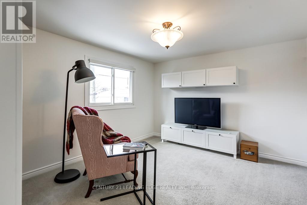 36 Walkerton Drive, Markham (Bullock), Ontario  L3P 1H8 - Photo 26 - N12161661