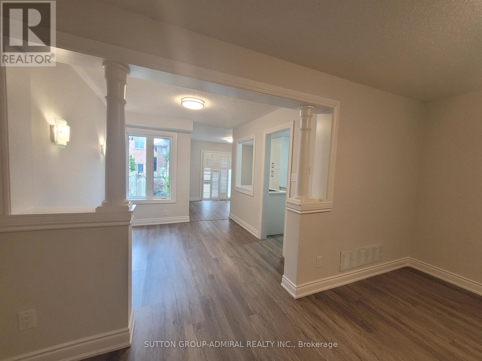 16 Marathon Avenue, Vaughan, Ontario  L4K 5G7 - Photo 9 - N12161674