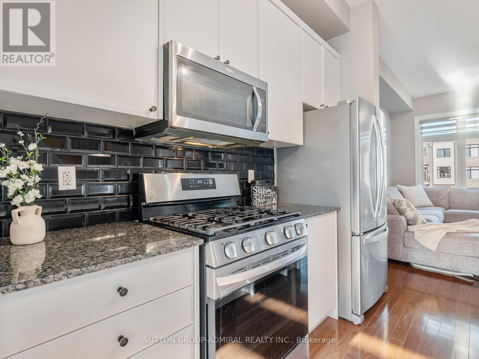 251 Thomas Cook Avenue, Vaughan, Ontario  L6A 5A1 - Photo 22 - N12161686