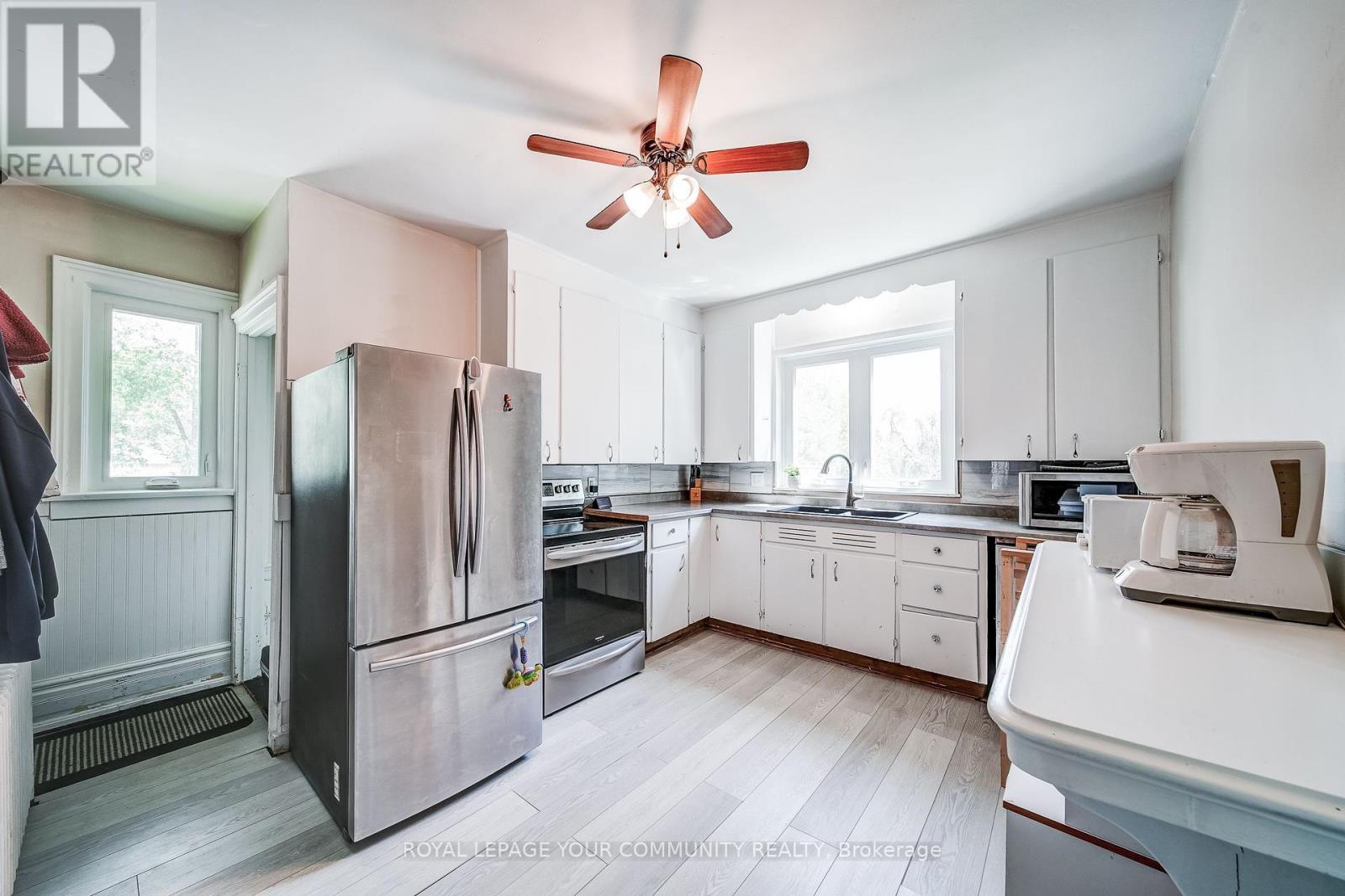 3 Catering Road, Georgina, Ontario  L0E 1R0 - Photo 11 - N12161708
