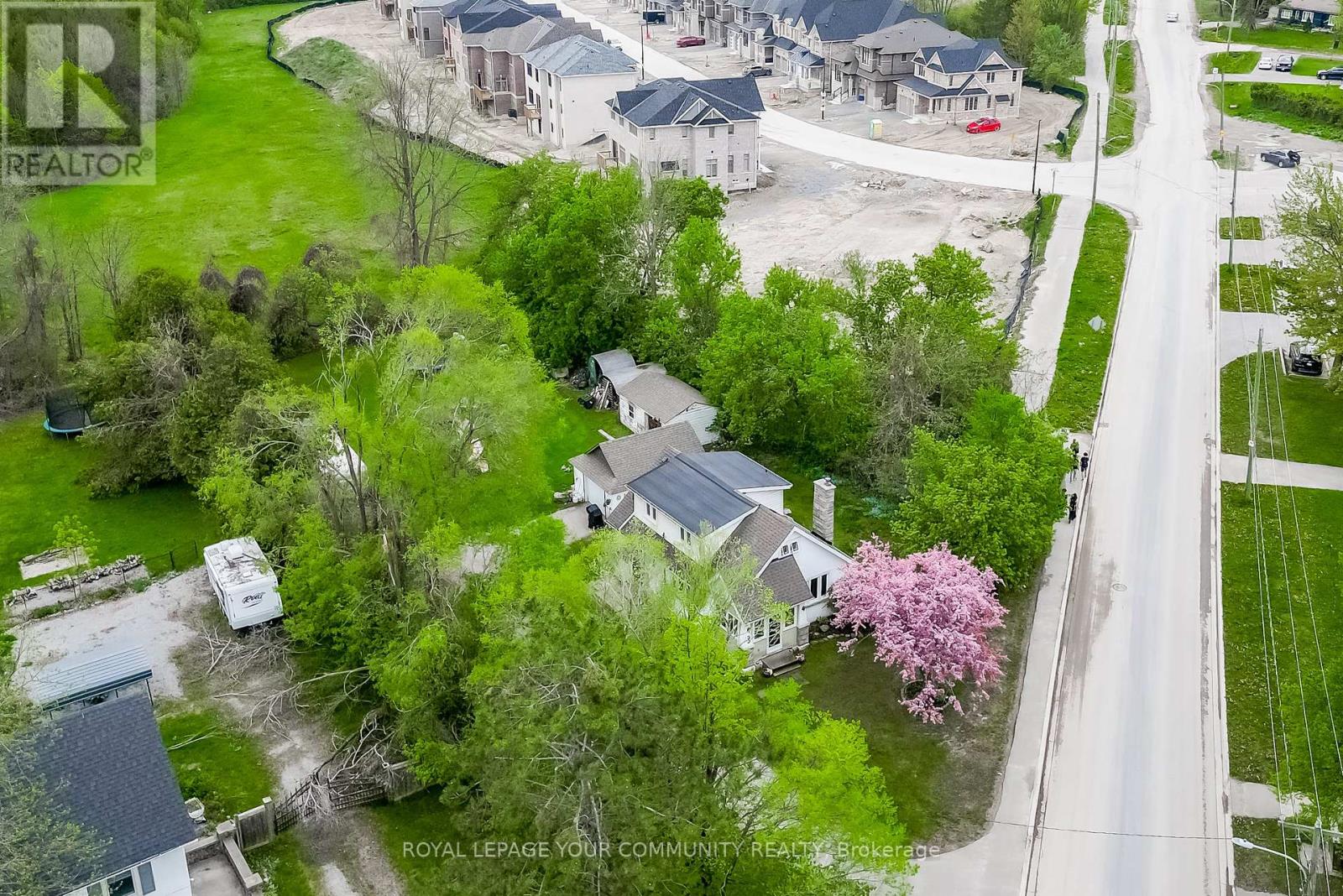3 Catering Road, Georgina, Ontario  L0E 1R0 - Photo 38 - N12161708