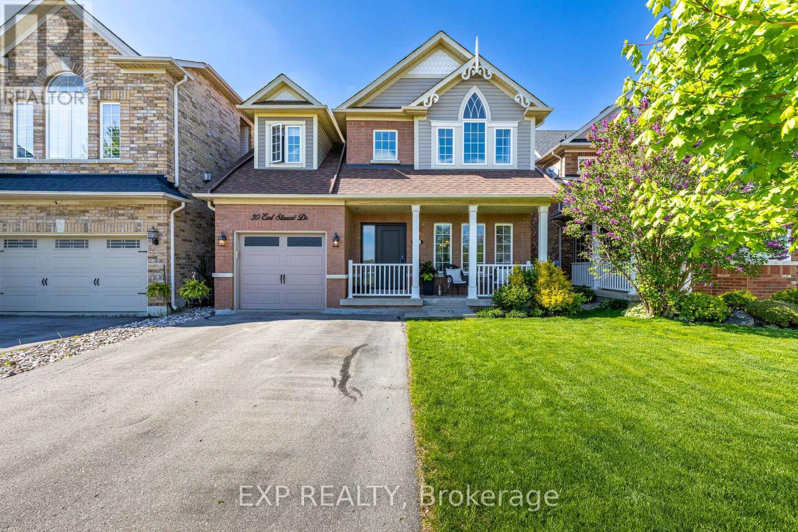 30 EARL STEWART DRIVE, Aurora, Ontario