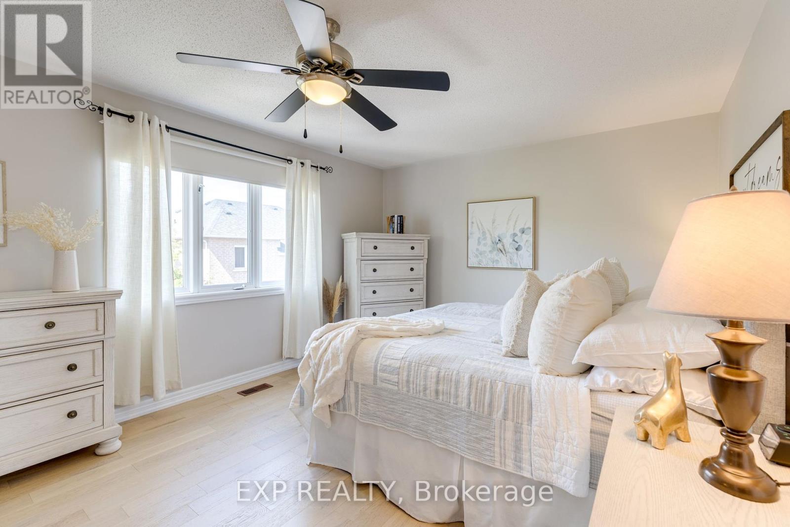30 Earl Stewart Drive, Aurora, Ontario  L4G 7P4 - Photo 16 - N12161752