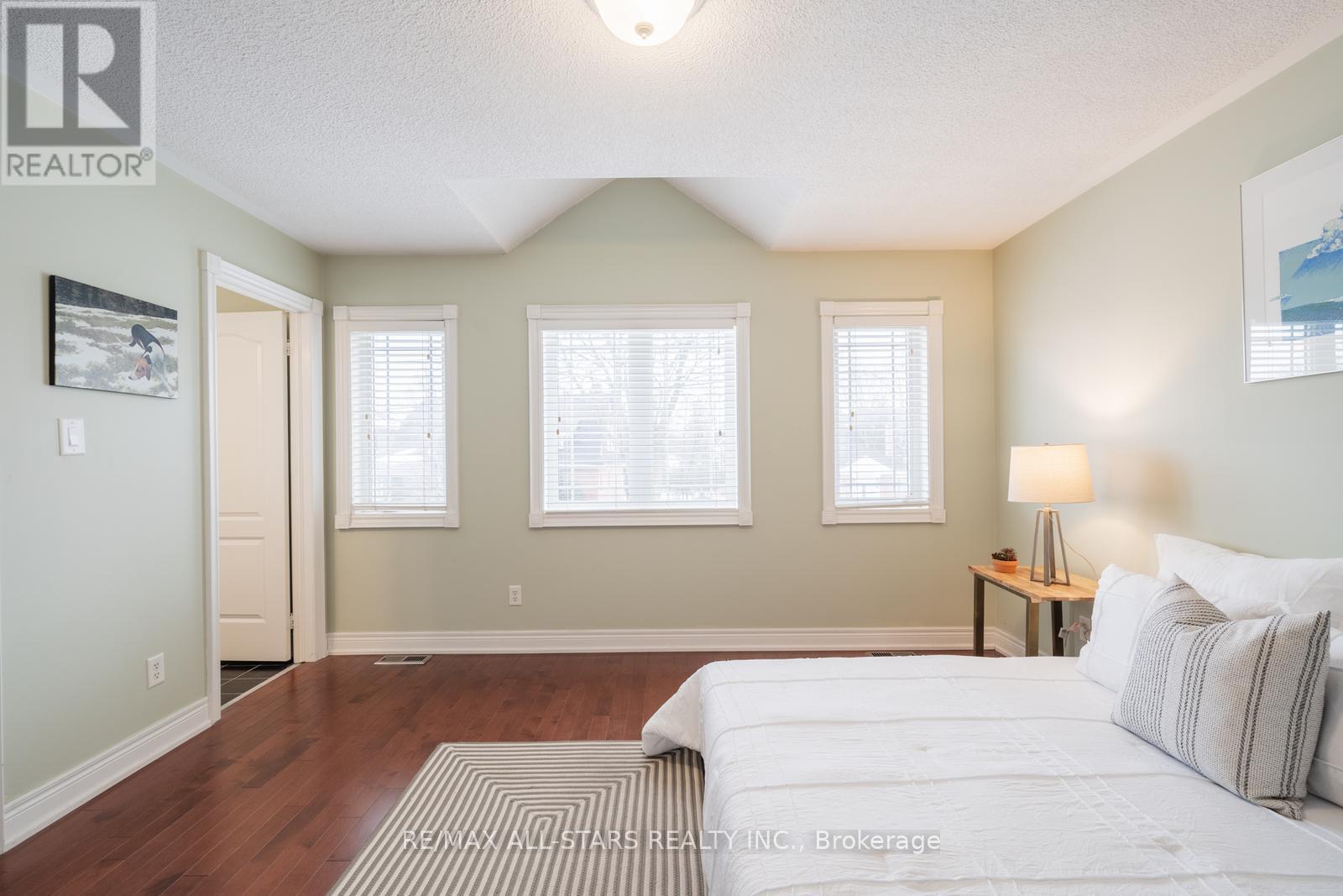 21 Albert Street, Whitchurch-Stouffville, Ontario  L4A 4H2 - Photo 17 - N12161759