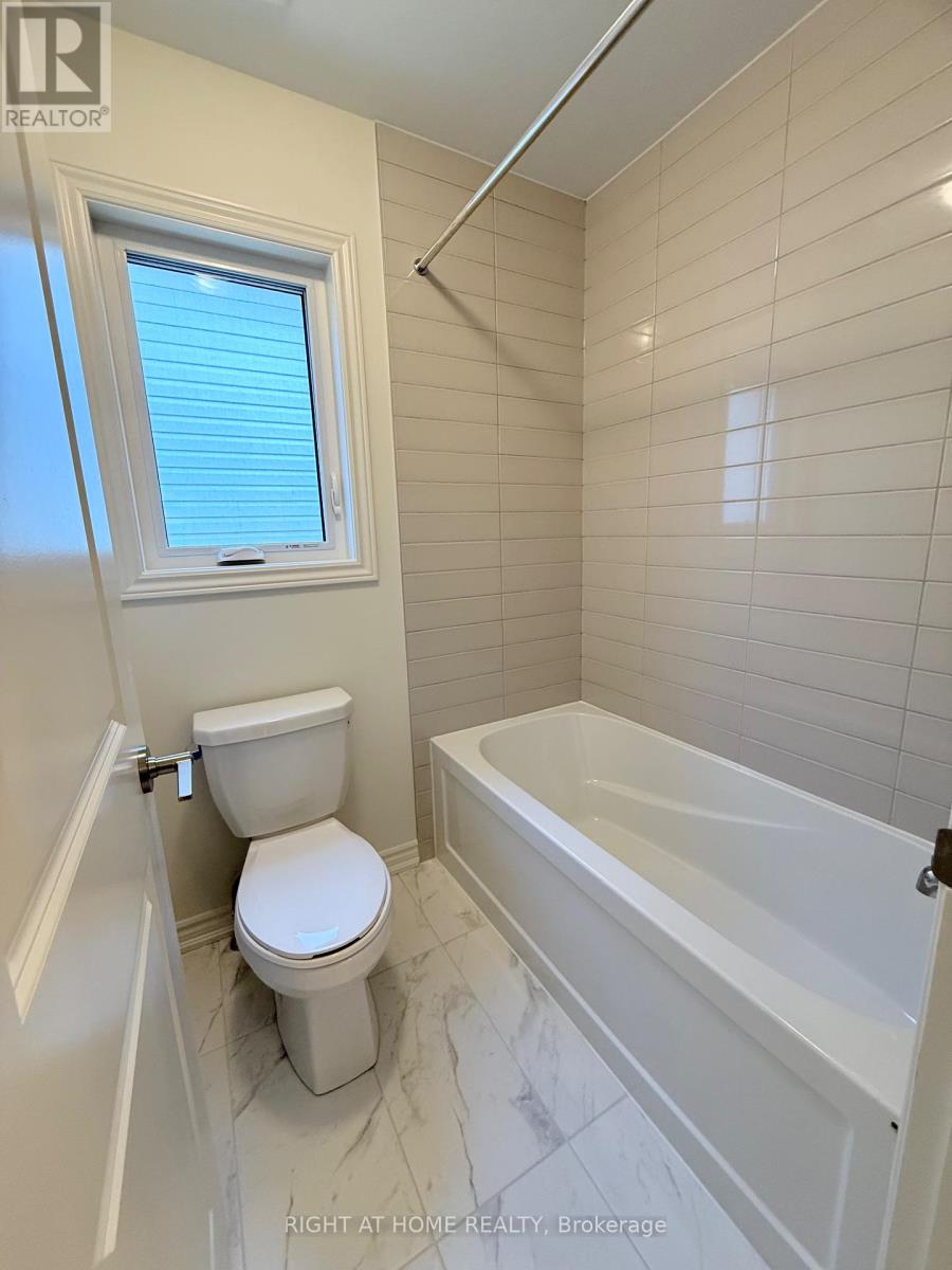 30 Shepherd Drive E, Barrie, Ontario  L9J 0P3 - Photo 19 - S12161766