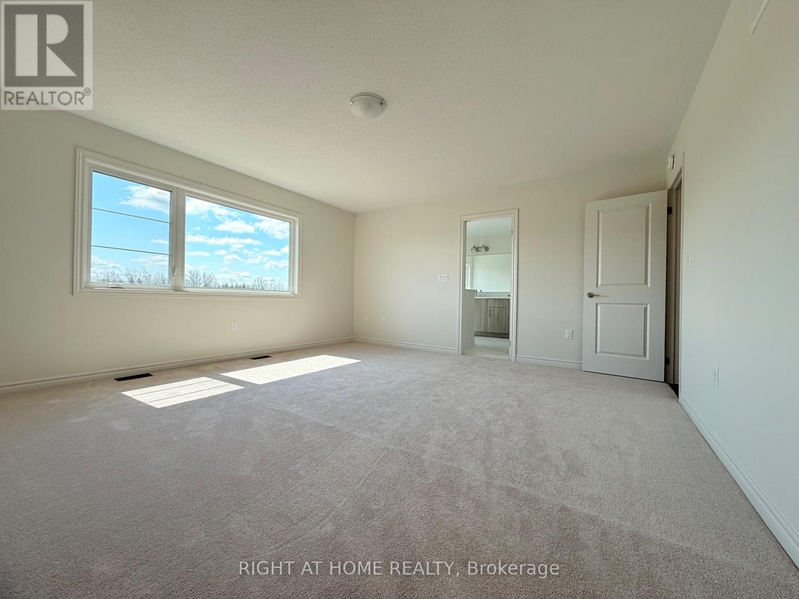30 Shepherd Drive E, Barrie, Ontario  L9J 0P3 - Photo 24 - S12161766