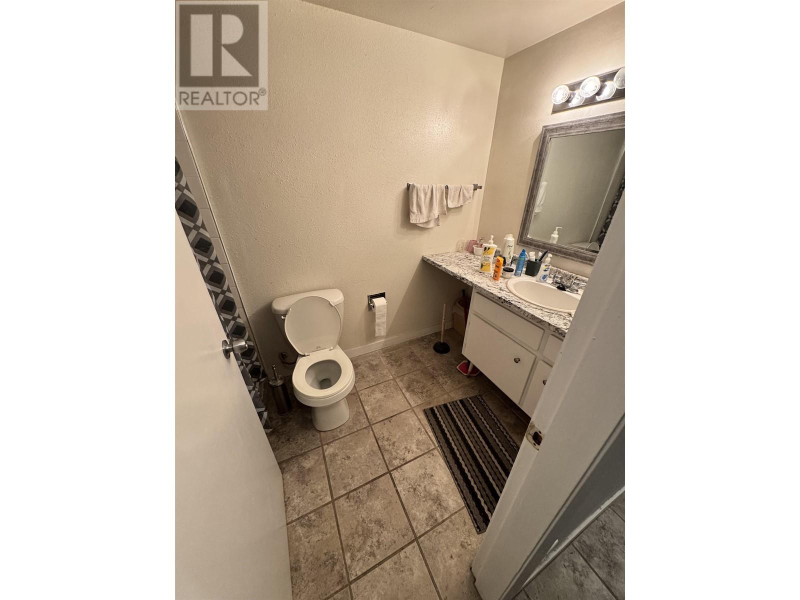 312 6420 Buswell Street, Richmond, British Columbia  V6Y 2E9 - Photo 2 - R2975973
