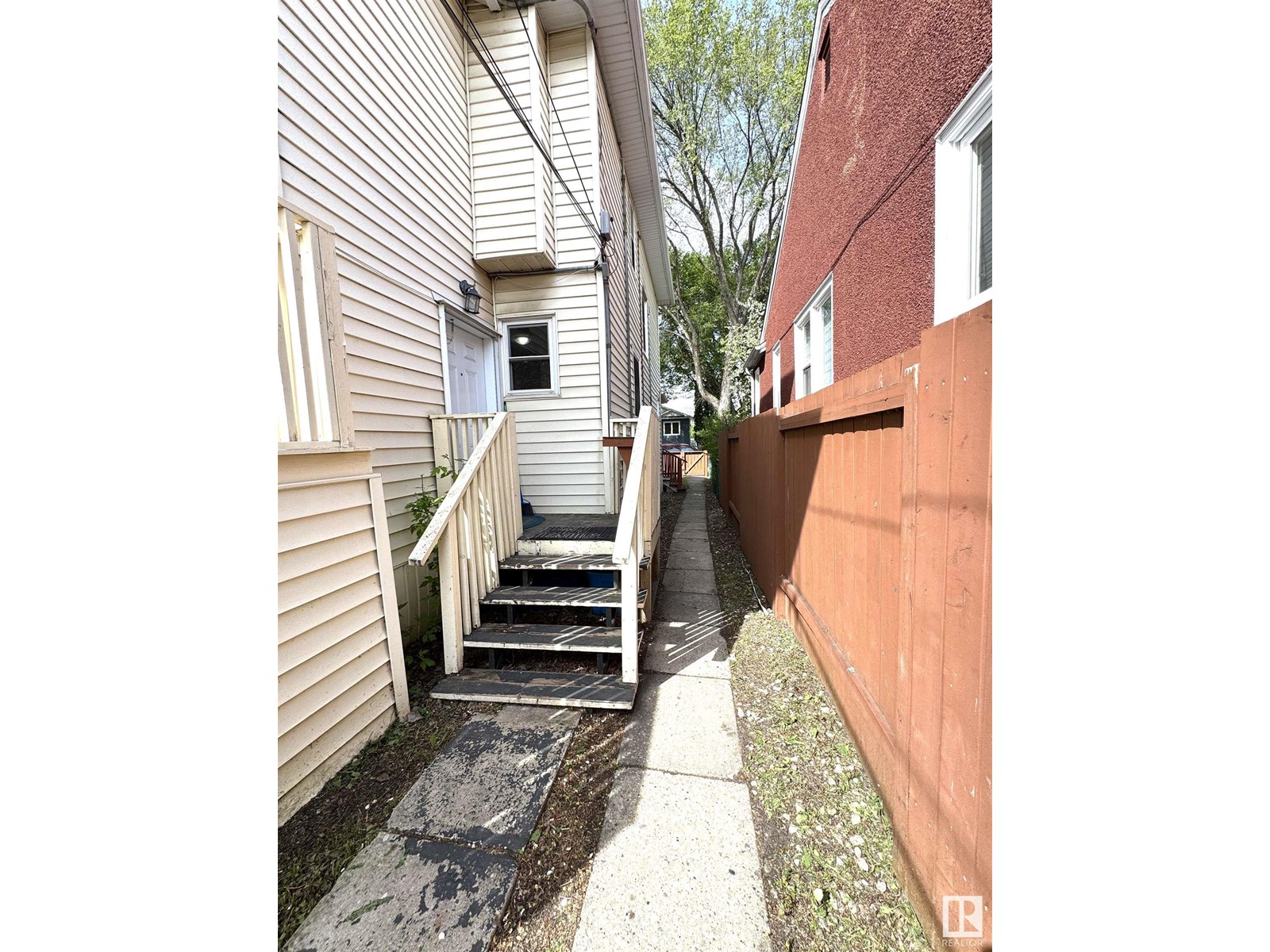 Property at 11431 87 ST NW image 3