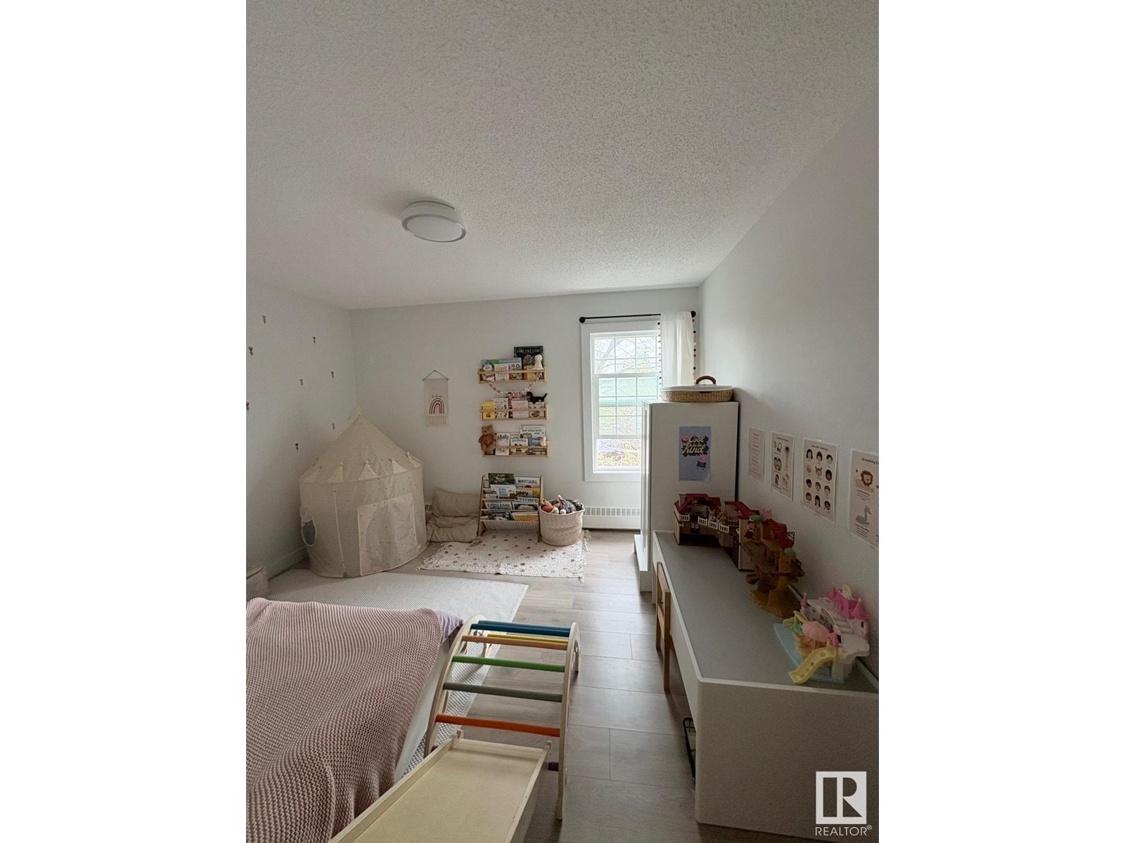 Property at #616 3 PERRON ST image 4