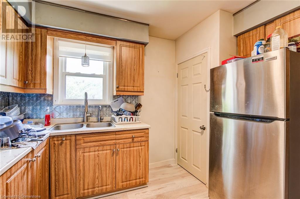 61 Ethel Street, Kitchener, Ontario  N2B 1Z6 - Photo 15 - 40729711