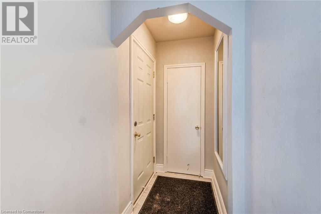 61 Ethel Street, Kitchener, Ontario  N2B 1Z6 - Photo 7 - 40729711