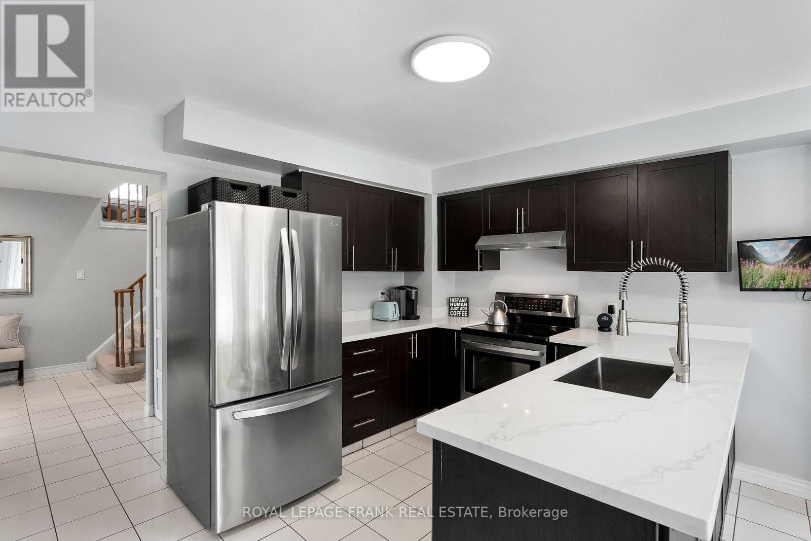 110 Tipton Crescent, Ajax, Ontario  L1T 2K8 - Photo 12 - E12161139