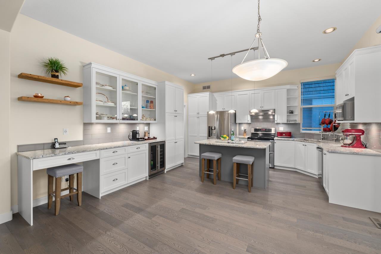 3466 Rosemary Heights Crescent, Surrey, British Columbia  V3Z 0M4 - Photo 10 - R3004970