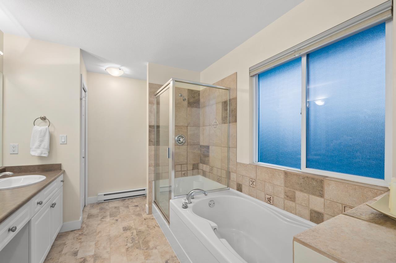 3466 Rosemary Heights Crescent, Surrey, British Columbia  V3Z 0M4 - Photo 21 - R3004970