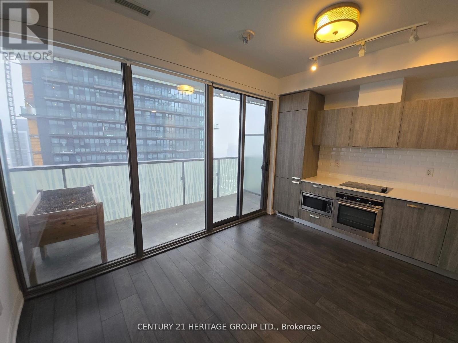 3912 - 50 Charles Street E, Toronto, Ontario  M4Y 1T1 - Photo 4 - C12162048