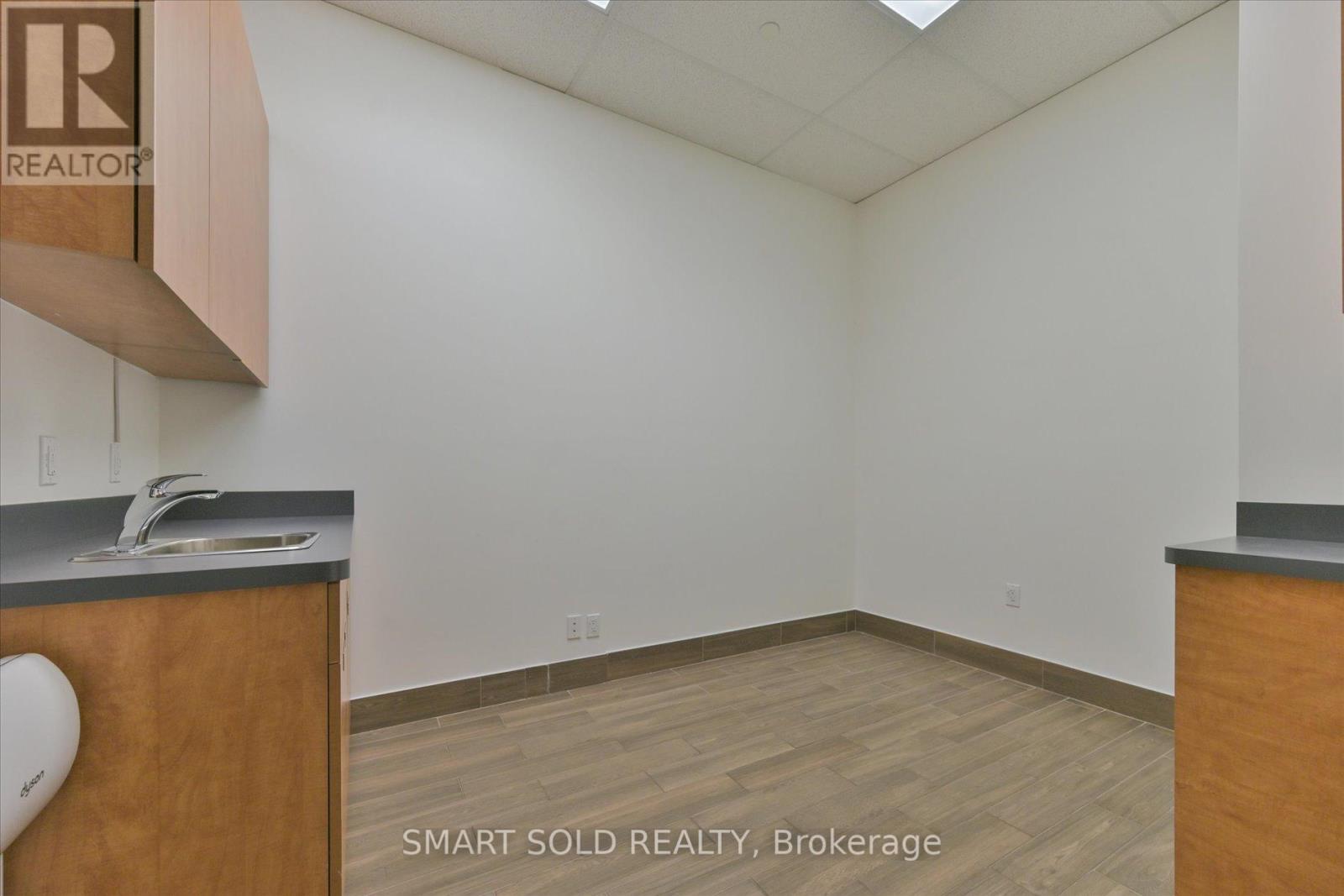 4c - 4773 Yonge Street, Toronto (Willowdale East), Ontario  M2N 0G2 - Photo 10 - C12162075