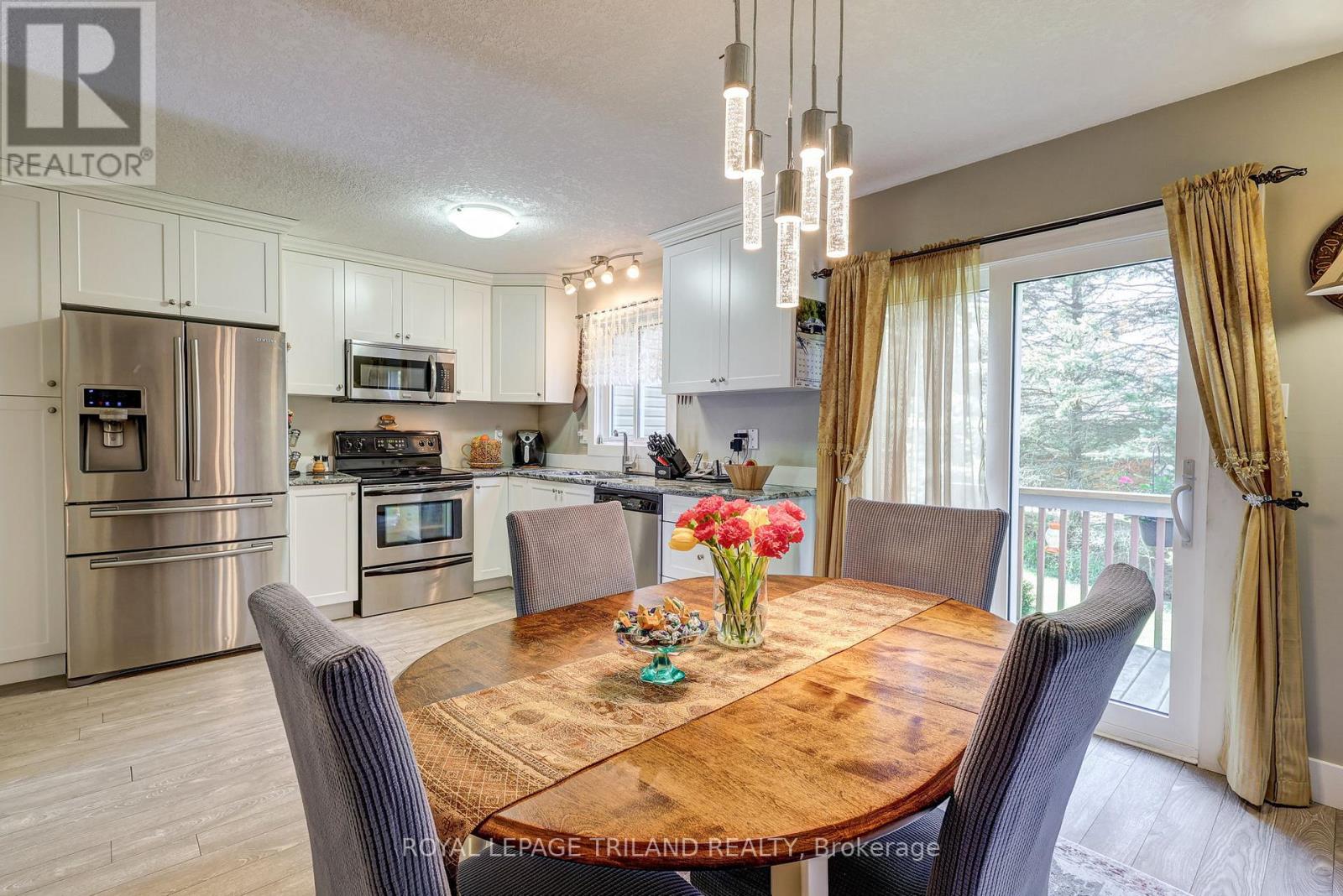 6 - 301 Carlow Road, Central Elgin, Ontario  N5L 1B7 - Photo 15 - X12159450