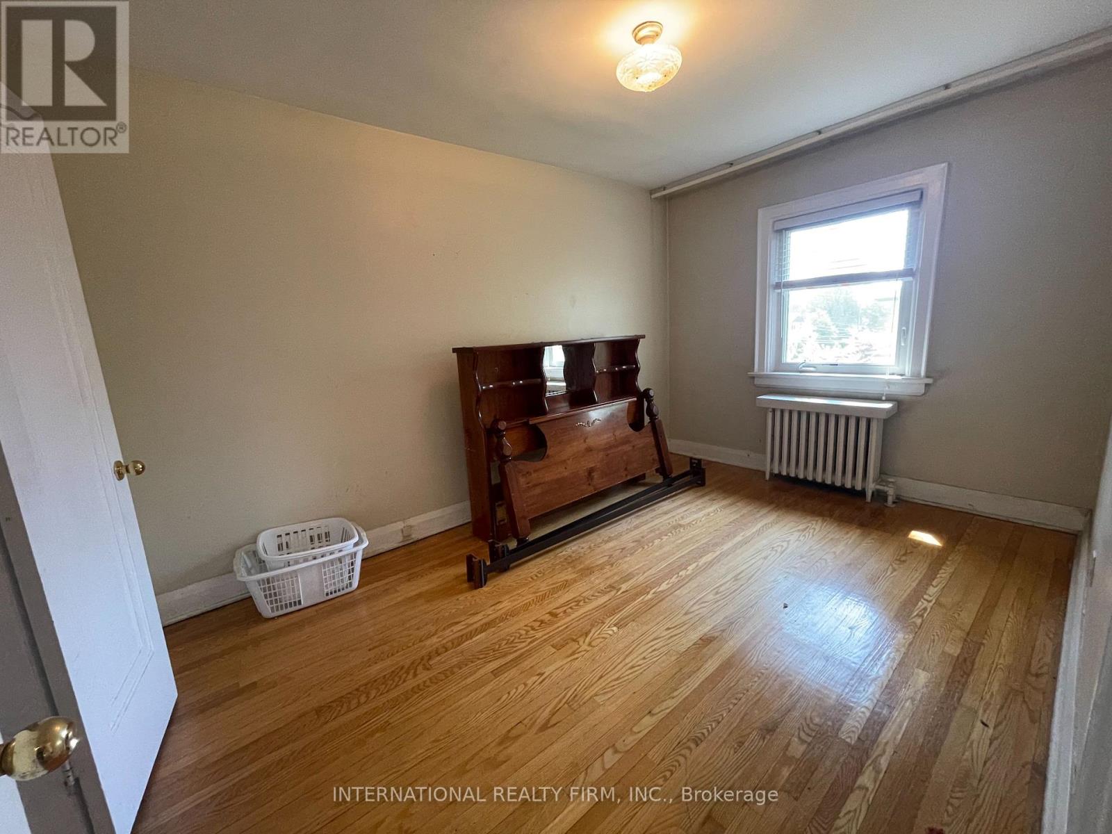 419 Mortimer Avenue, Toronto, Ontario  M4J 2E8 - Photo 17 - E12162055
