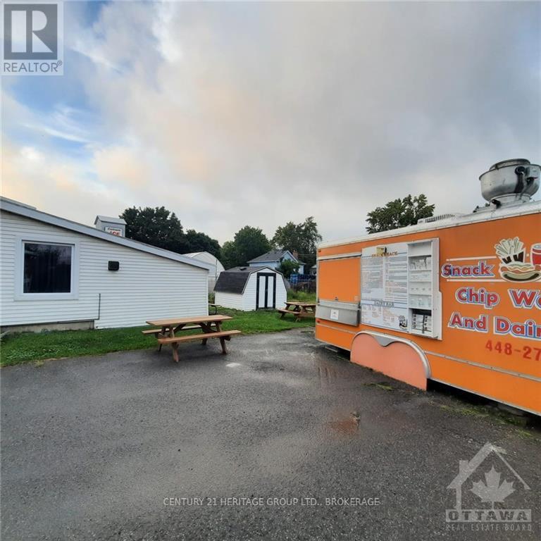 29 King Street, North Dundas, Ontario  K0C 1H0 - Photo 20 - X12162191