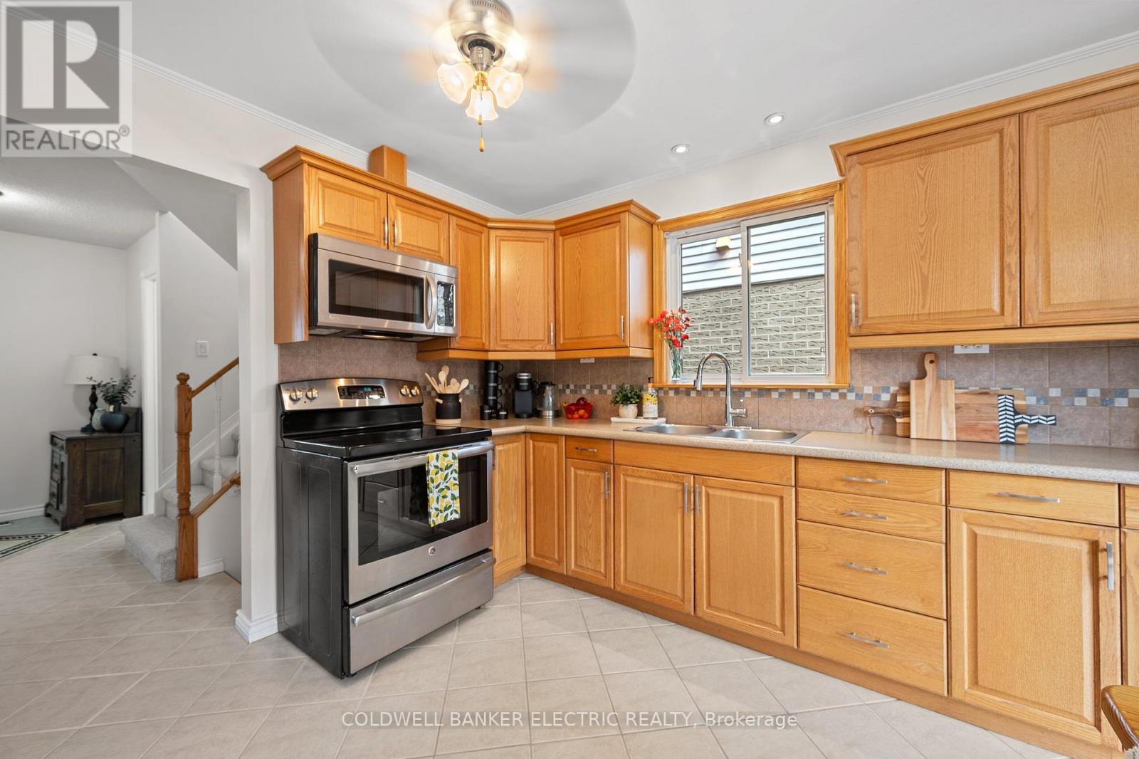 55 Barnes Drive, Ajax, Ontario  L1S 5G6 - Photo 12 - E12162296