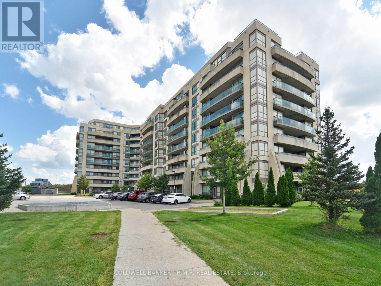 Property at 211 - 75 NORMAN BETHUNE AVENUE image 2