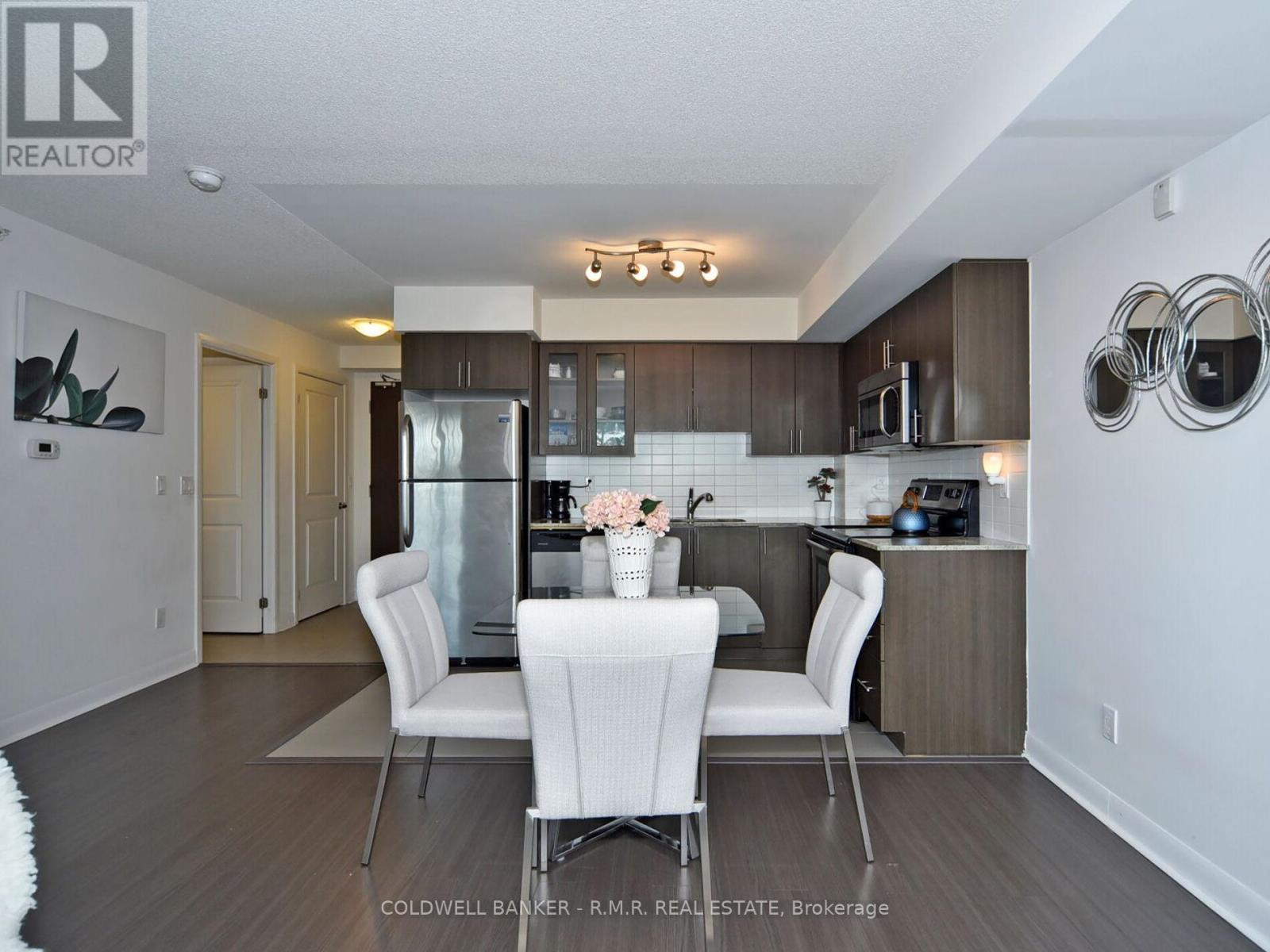 211 - 75 Norman Bethune Avenue, Richmond Hill, Ontario  L4B 0B6 - Photo 29 - N12162333