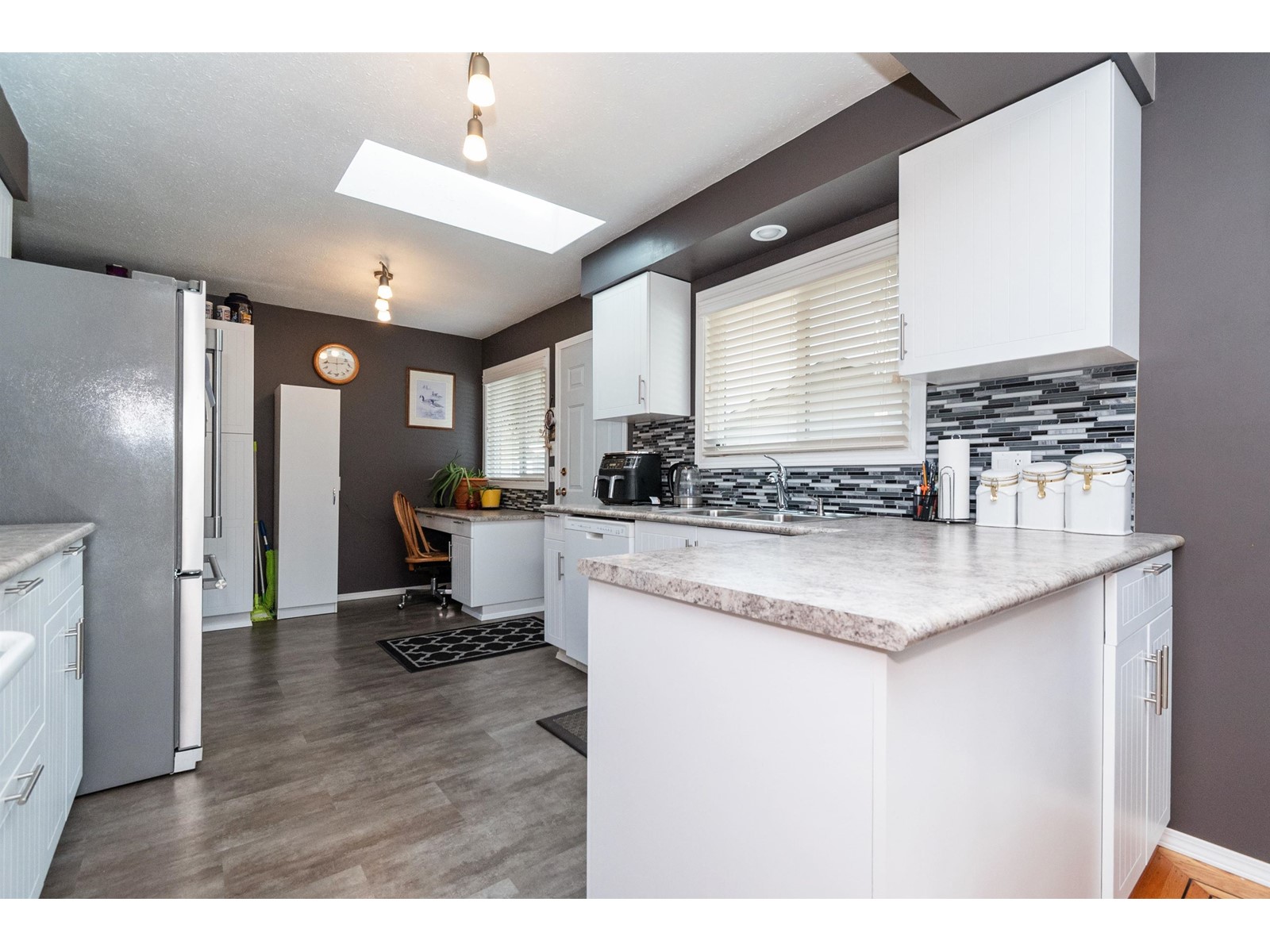 550 Coquihalla Street, Hope, Hope, British Columbia  V0X 1L0 - Photo 5 - R2977978