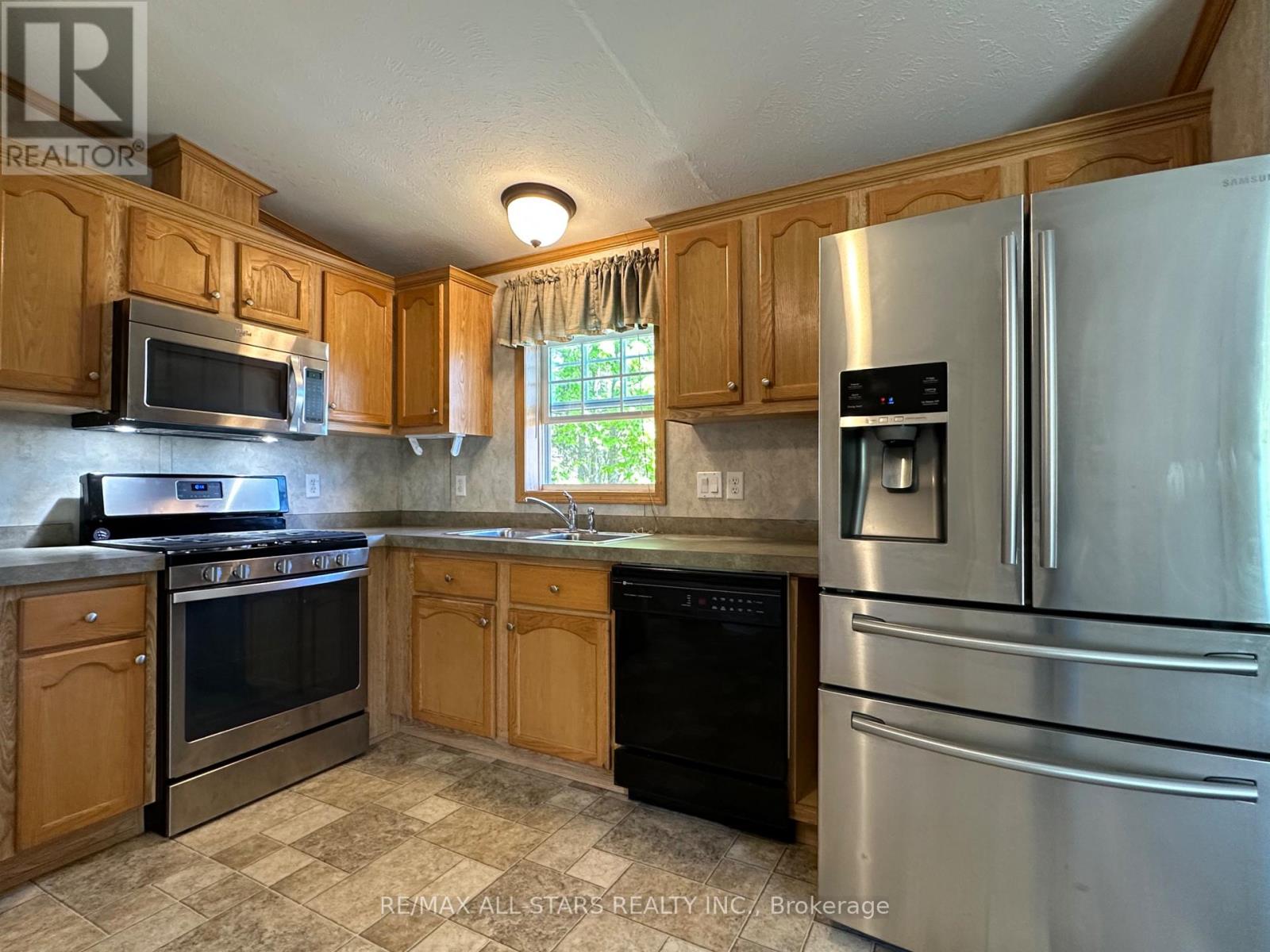 1007- Lot 128 Racoon Road, Gravenhurst, Ontario  P1P 1R1 - Photo 18 - X12162166
